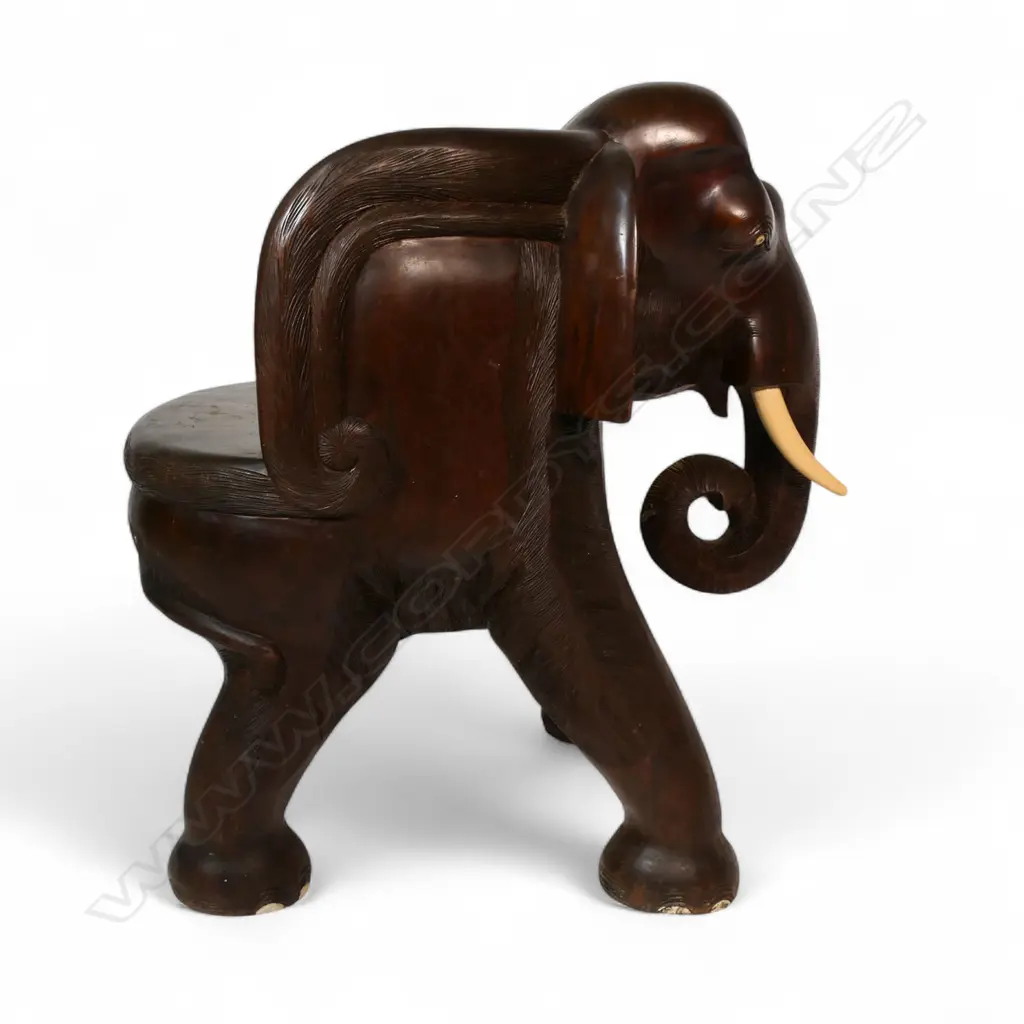 A large and impressive hardwood chair, Image 1++