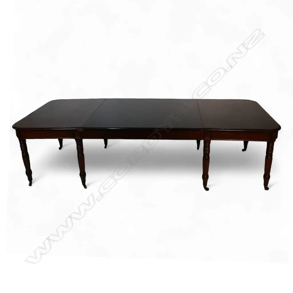 An early 19thC Australian colonial cedar D-end dining table, Image 1++
