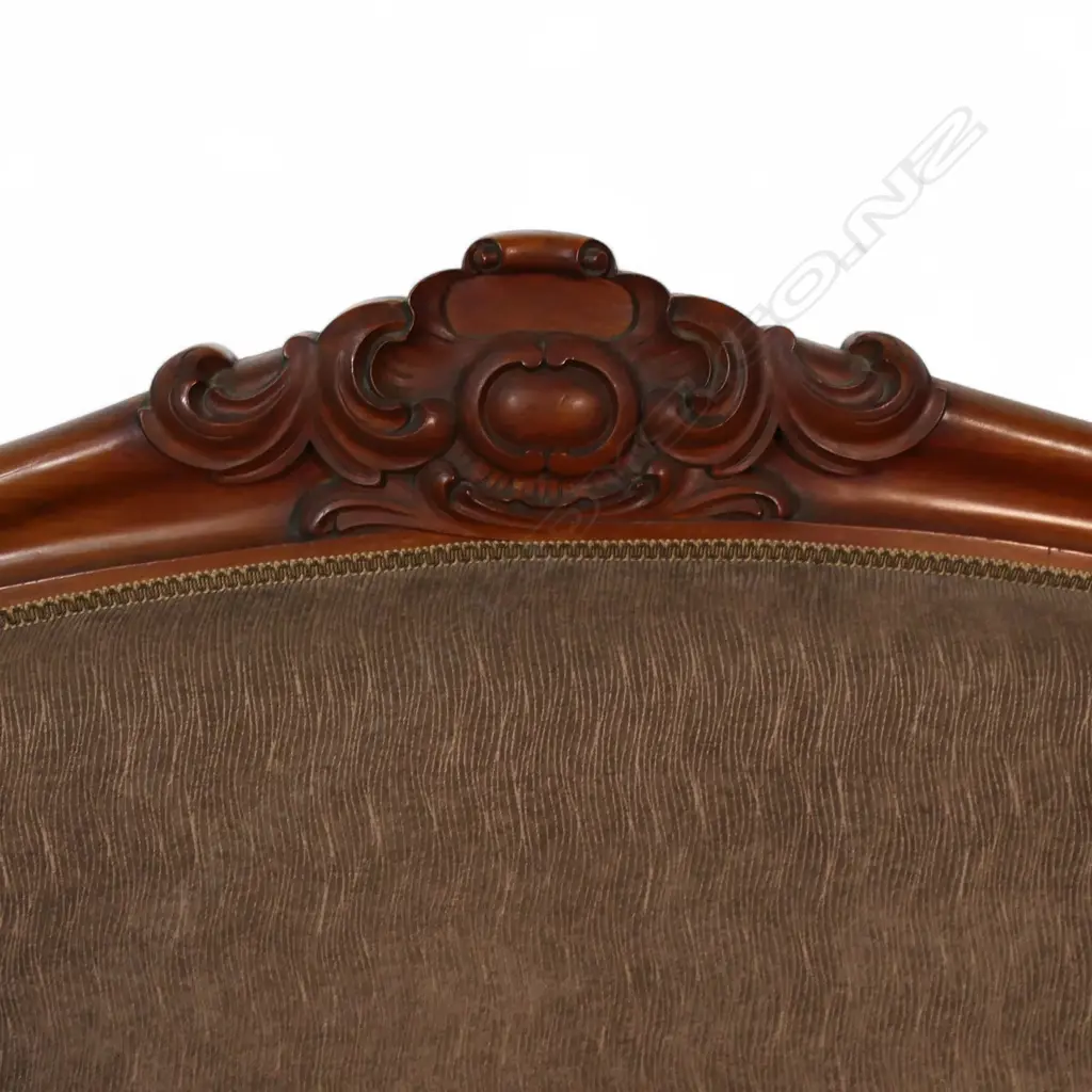A 19thC mahogany Biedermeier three-seater sofa, Image 1++
