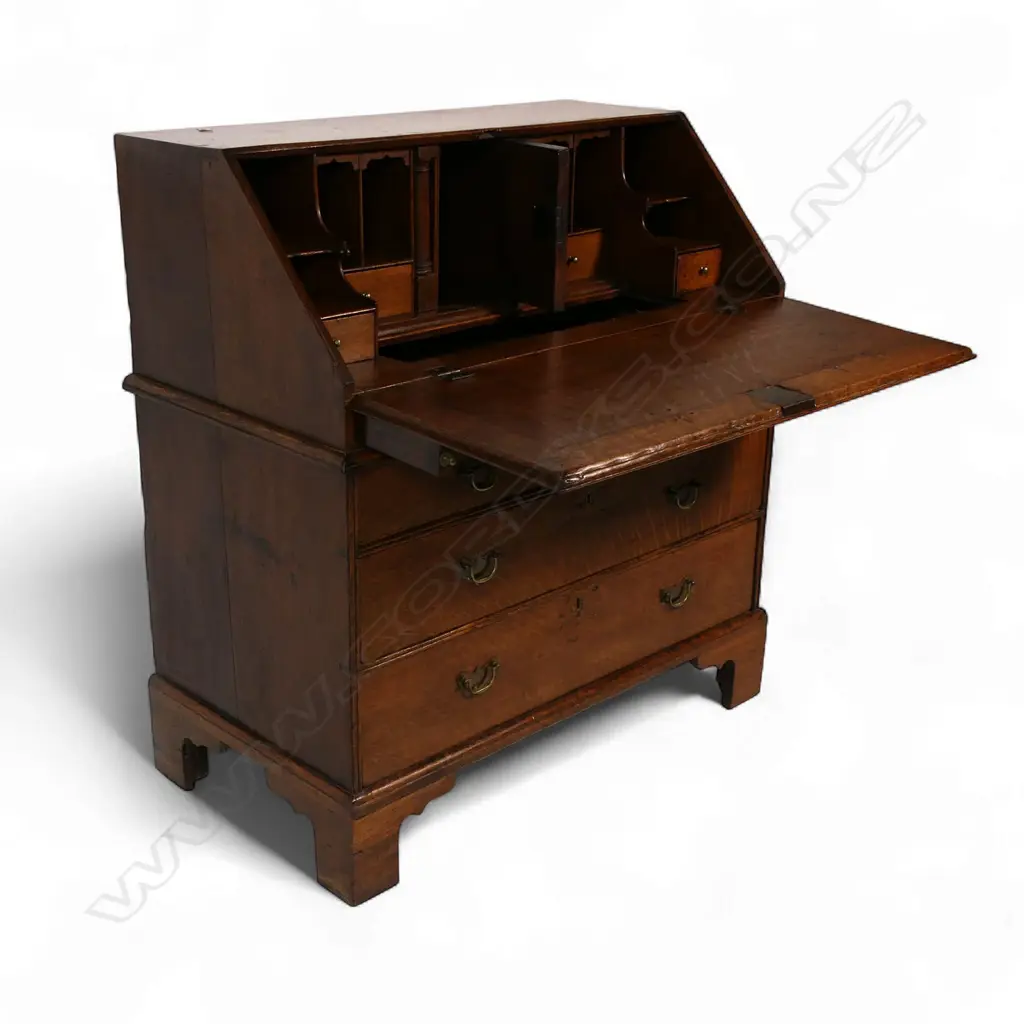 A provincial George II oak fall front bureau, Image 1++