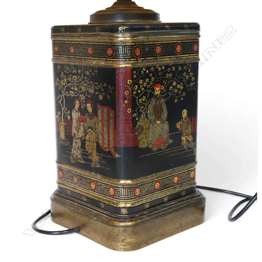 A pair of vintage Frederick Cooper table lamps, Image 1++
