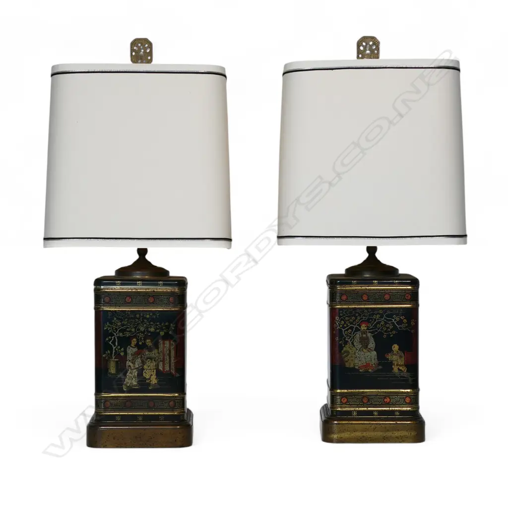 A pair of vintage Frederick Cooper table lamps, Image 1++