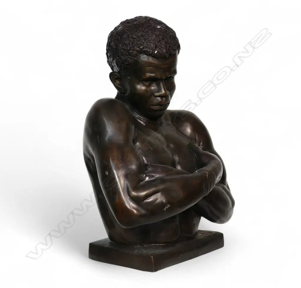 A large bronze sculpture after the original by Anton van Wouw 'Shangaan', Image 1++