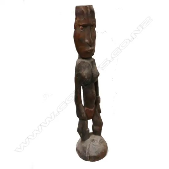 A PNG carved figure