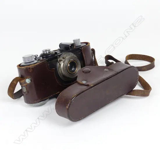 A Leica Standard Model E black