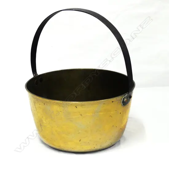 A Victorian cast brass jam pan