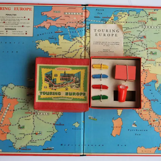 ‘Touring Europe’ board game with 4 diecast coupes