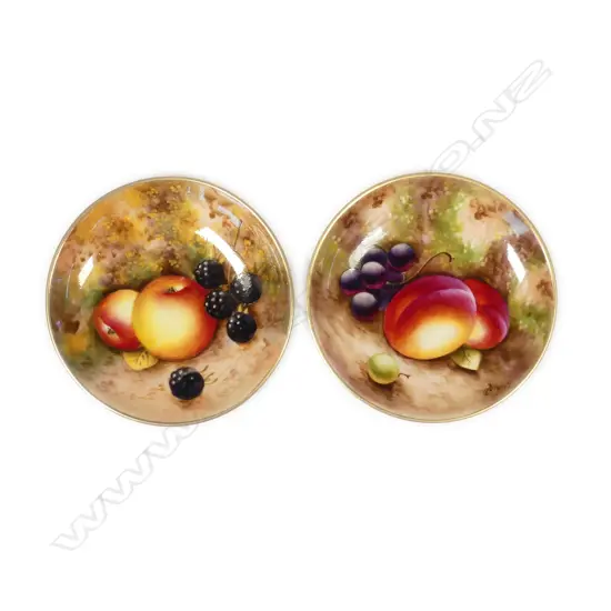 Two small Royal Worcester fruit painted gilt edge cabinet dishes