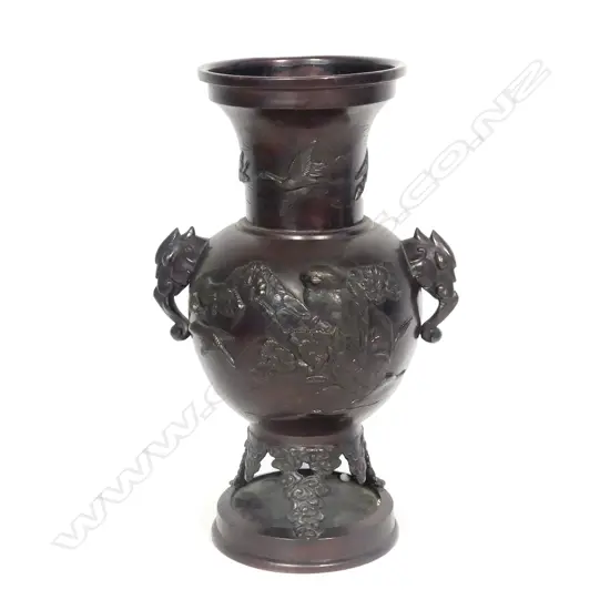 A Japanese Meiji period bronze vase