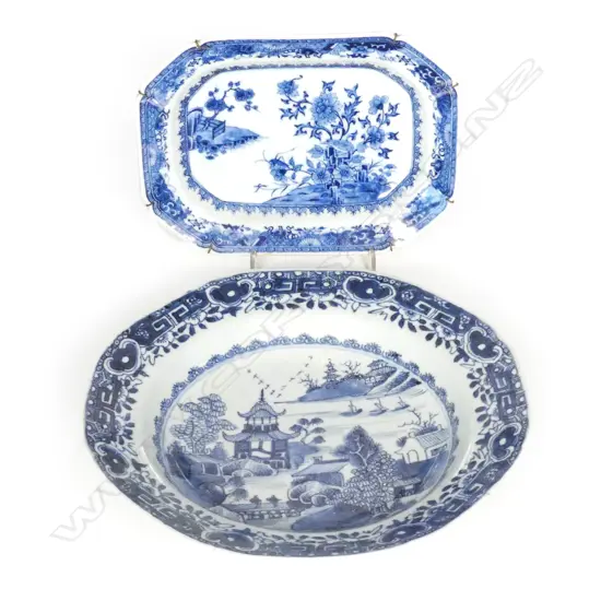 Two late 18thC/early 19thC Chinese blue and white dishes
