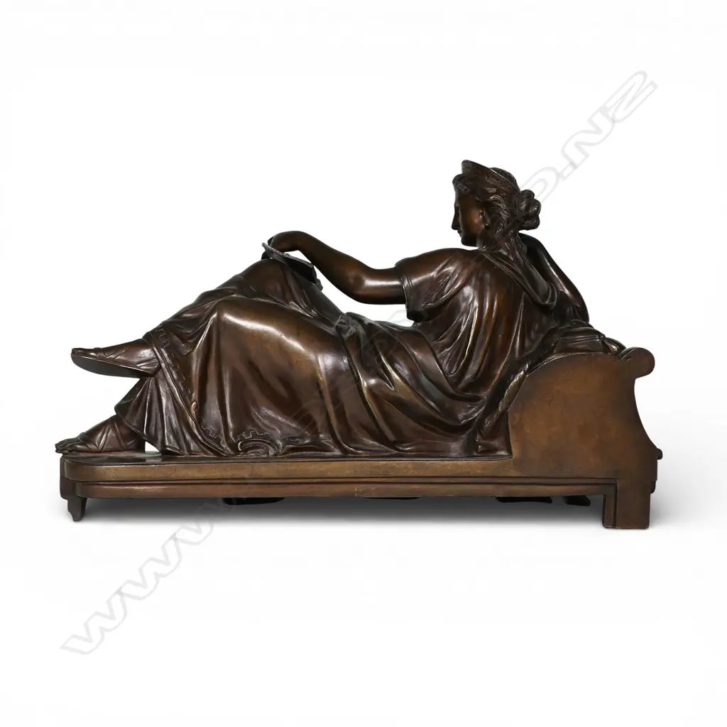 A late 19thC classical bronze 'Resting Woman' after Ferdinand Barbedienne, Image 1++