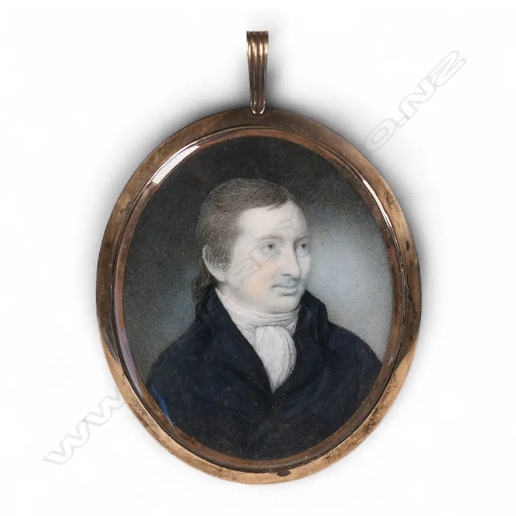 An early 19thC hand painted portrait miniature, Image 1++