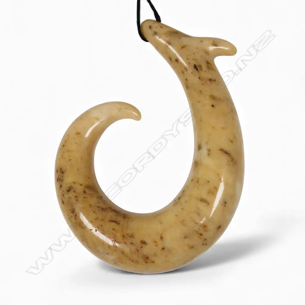 David Tuart carved whalebone hei matua Image 1++