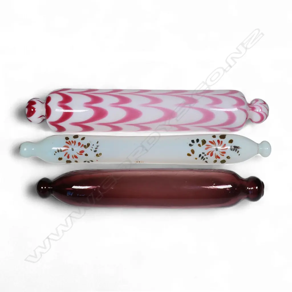 Three Victorian glass rolling pins, Image 1++