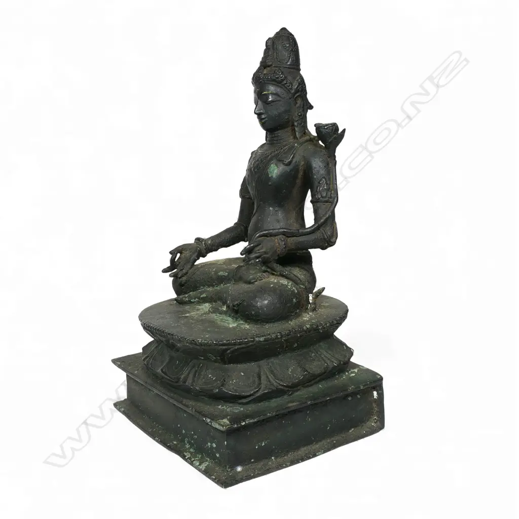 An Indian style bronze Buddha, Image 1++