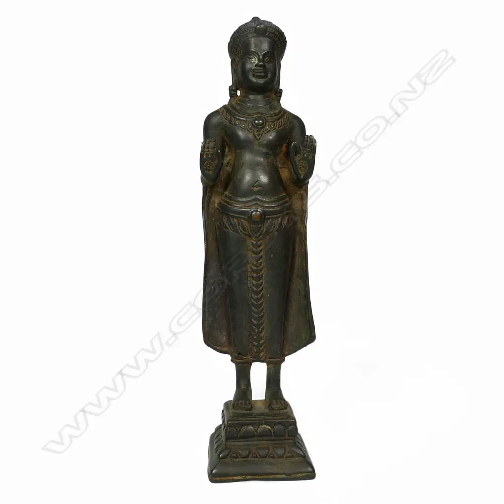 A Khymer bronze Buddha, Image 1++
