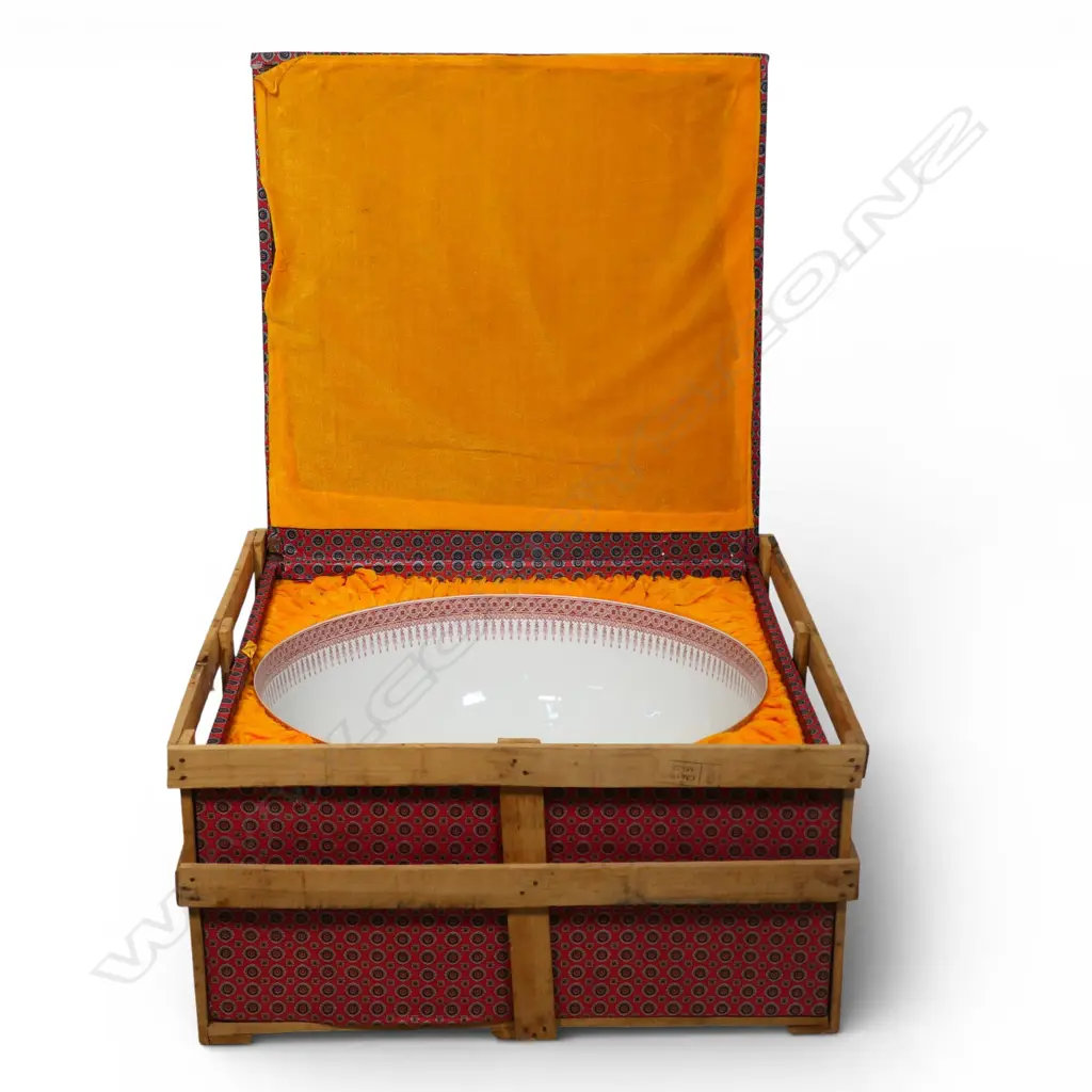 A massive 20thC Chinese famille rose egg shell porcelain bowl, Image 1++