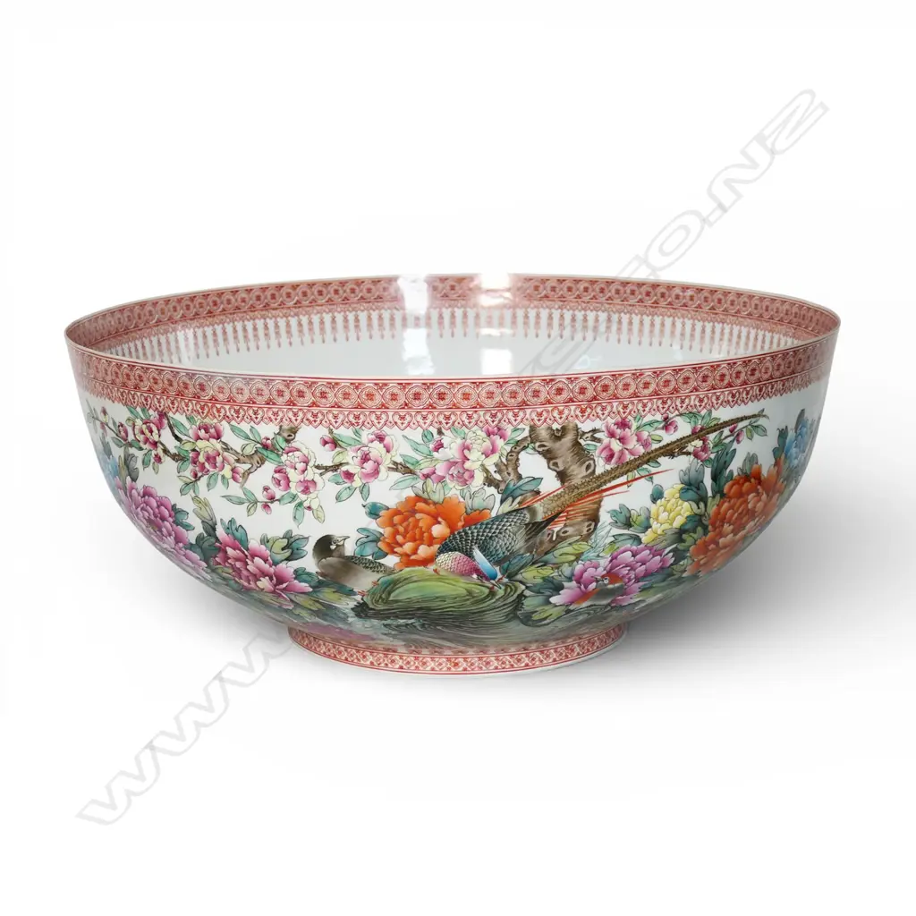 A massive 20thC Chinese famille rose egg shell porcelain bowl, Image 1++