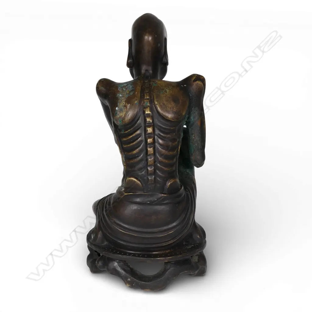 An early 1900s bronze figure of an emaciated Lohan, Image 1++