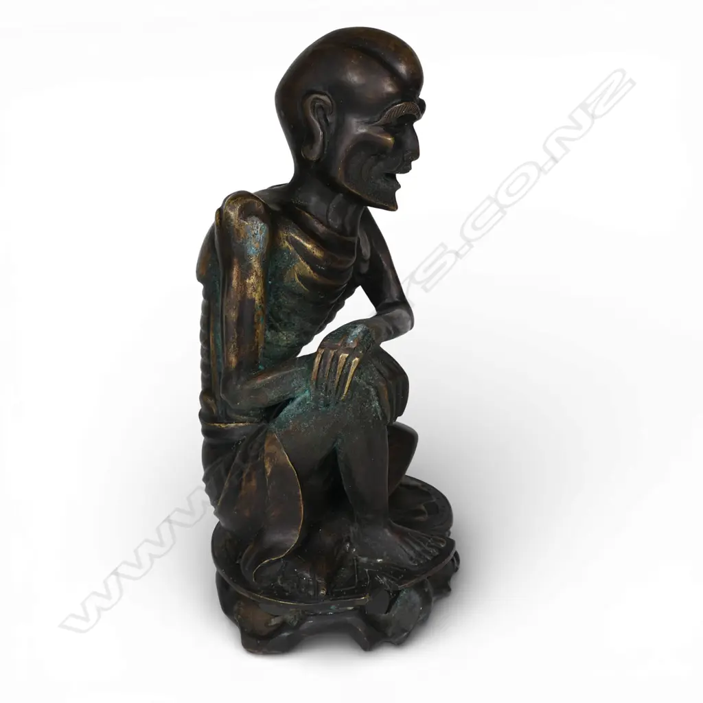 An early 1900s bronze figure of an emaciated Lohan, Image 1++