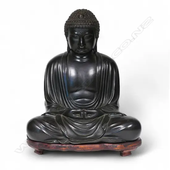 A fine quality Meiji period Japanese bronze buddha,