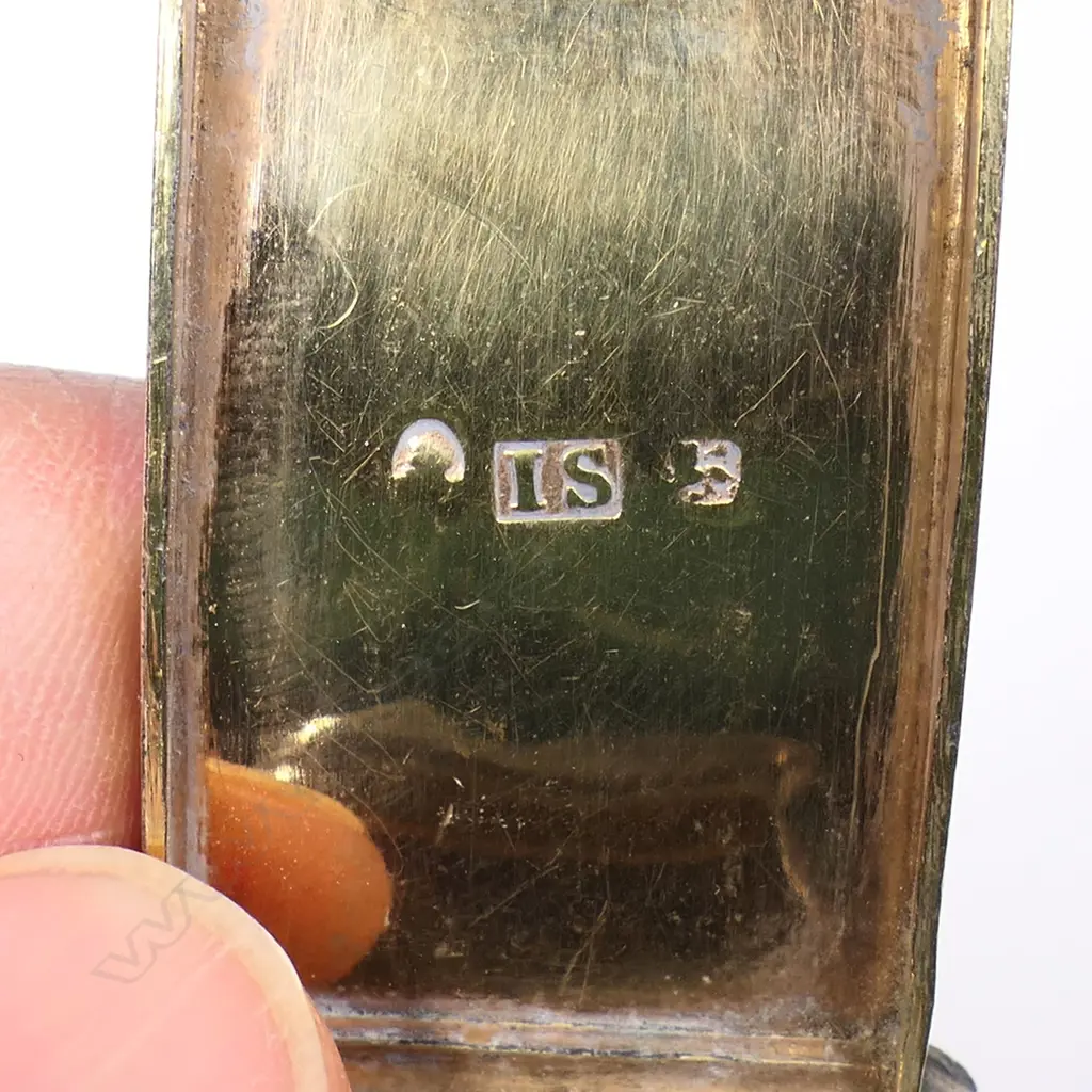 A late George III silver snuff box, Image 1++