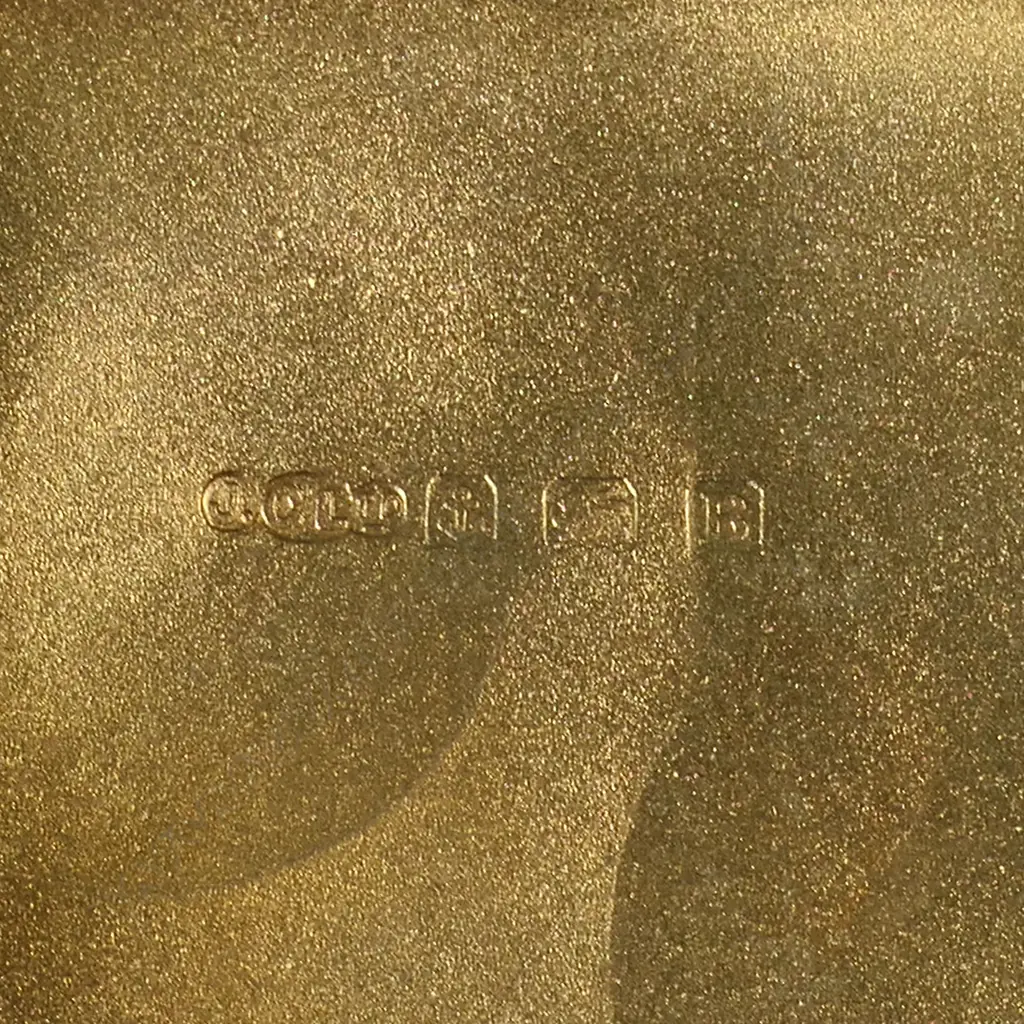 A silver cigarette case, Image 1++