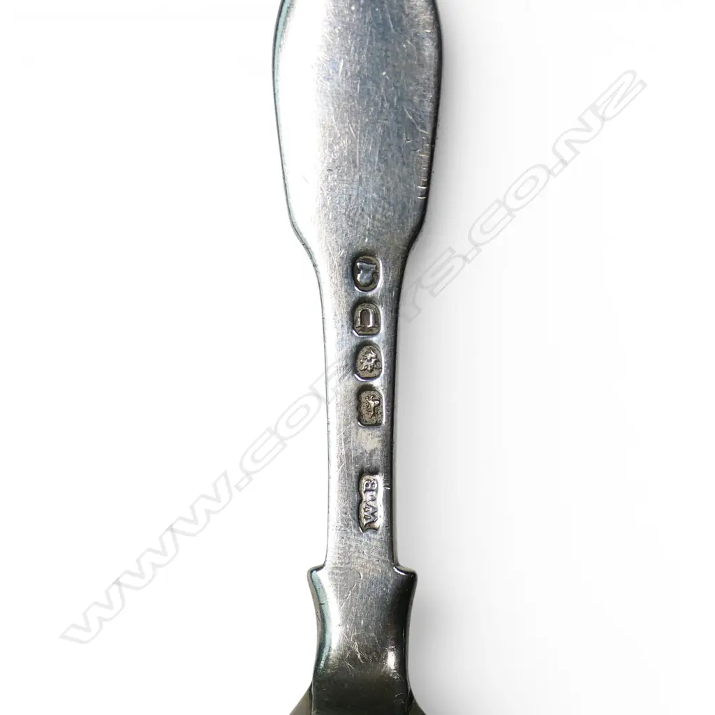 A George III silver double marrow scoop, Image 1++