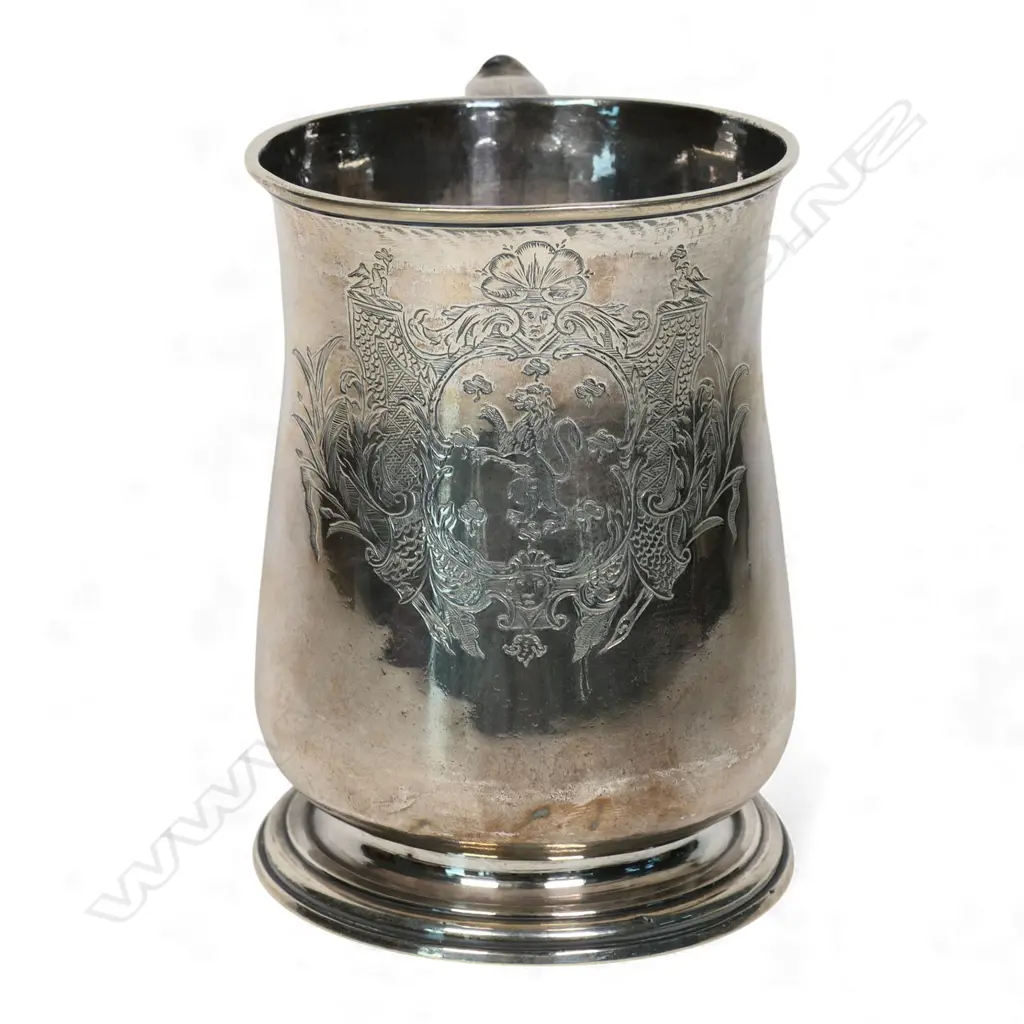 George II silver baluster tankard, Image 1++