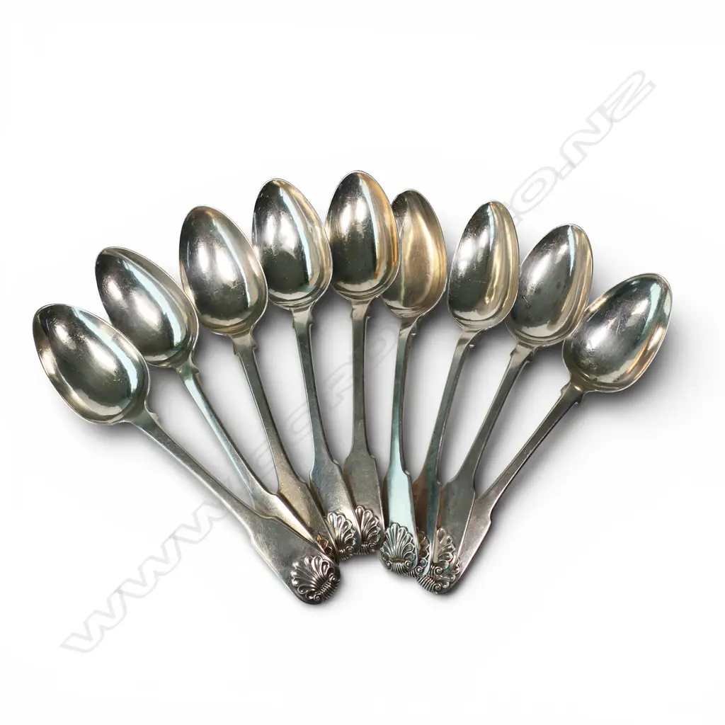 Nine George IV Scottish silver dessert spoons, Image 1++