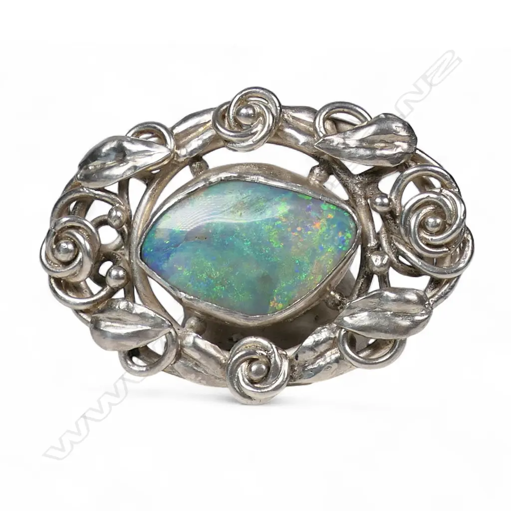A rare Elsie Reeve (New Zealand 1885-1927) Arts & Crafts silver and opal brooch, Image 1++