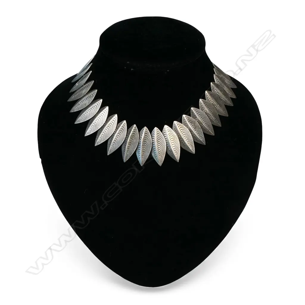 A c.1950 Anton Michelsen Denmark sterling silver leaf necklace, Image 1++