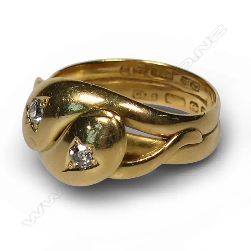 A Victorian 18ct yellow gold double snake ring, Image 1++
