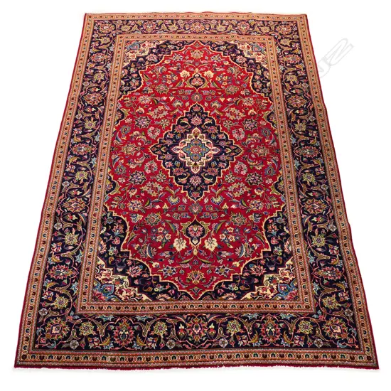 A fine hand-knotted Kashan carpet,