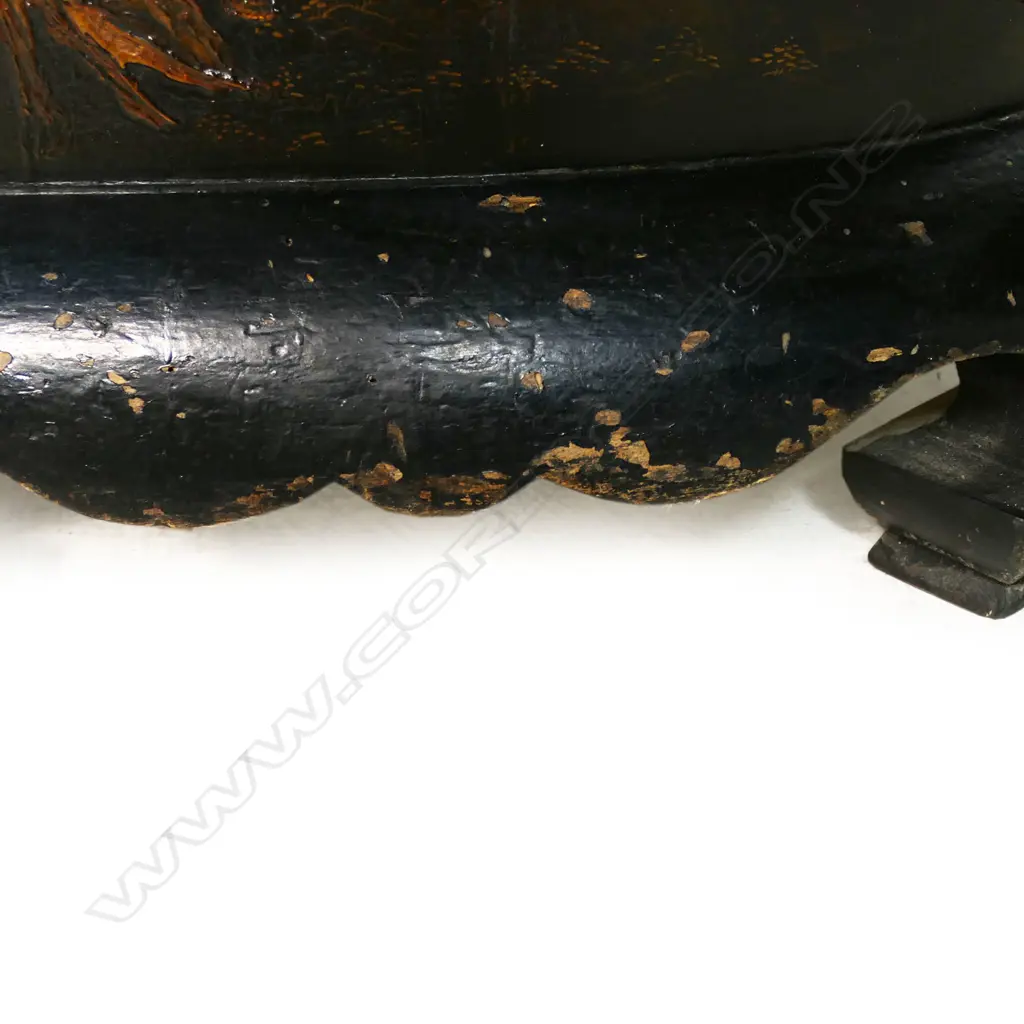 A pair of unusual ebonised tub chairs, Image 1++