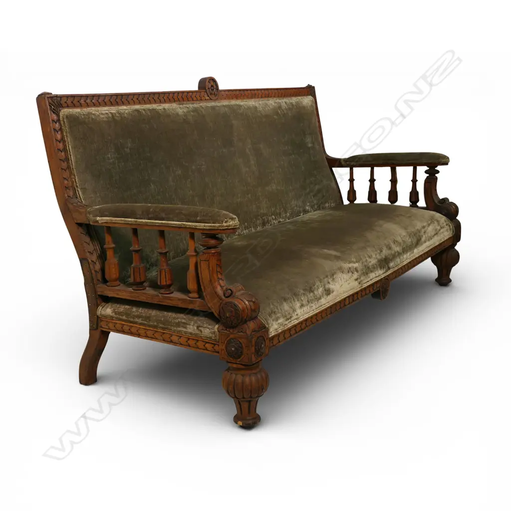 A 19thC upholstered oak settee, Image 1++