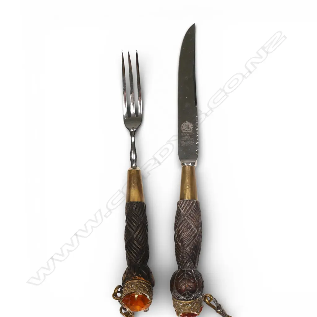An early/mid 20thC Scottish dress Dirk with companion knife and fork, Image 1++