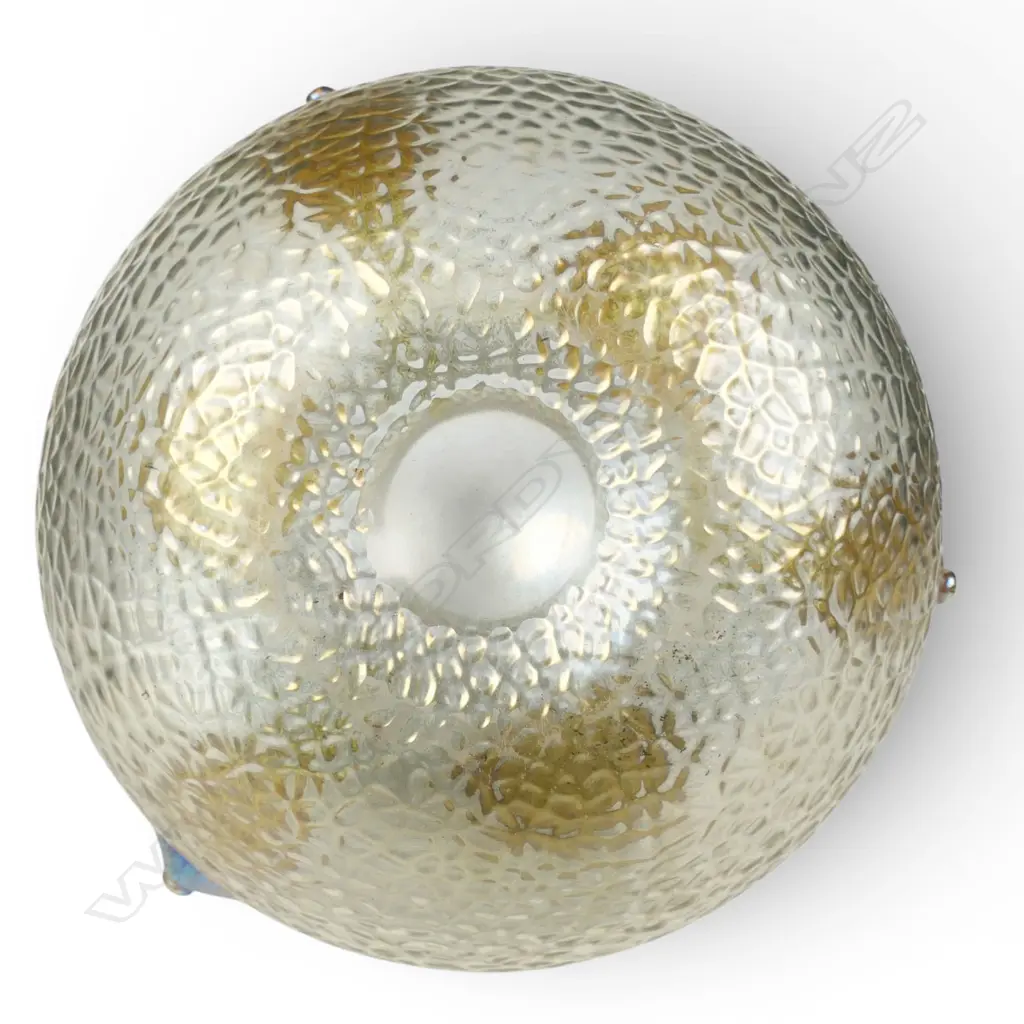 An early 20thC Loetz 'Nautilus' Iridescent Art Nouveau glass vase, Image 1++