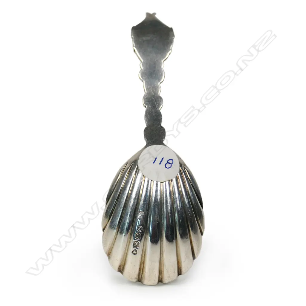 A Victorian silver tea caddy spoon, Image 1++
