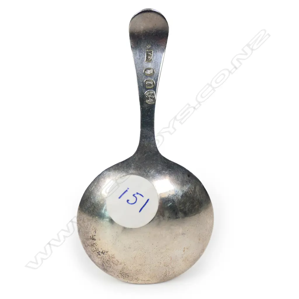 A George III silver tea caddy spoon, Image 1++