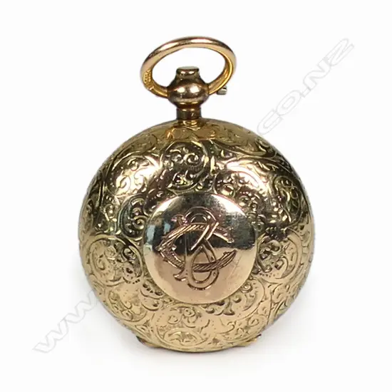 An Edwardian 15ct gold sovereign case,
