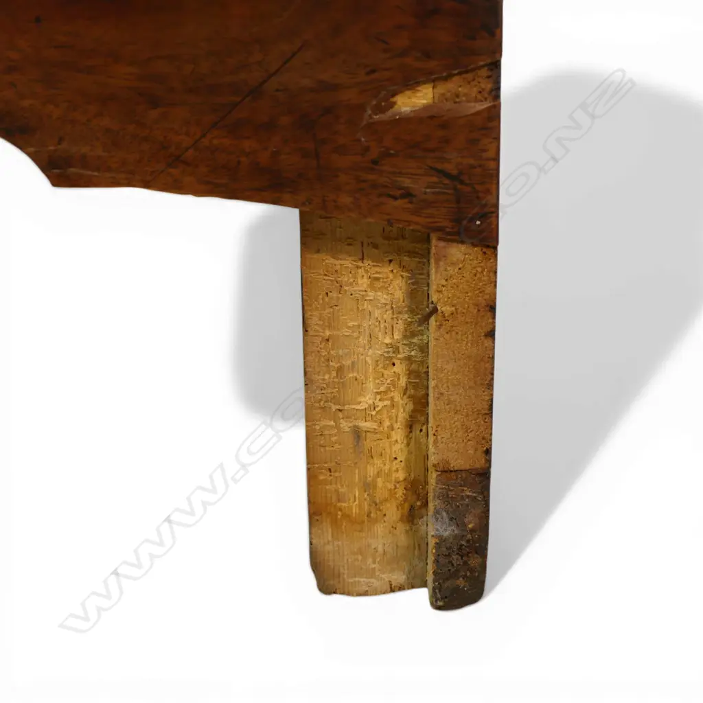 A George III mahogany chest on chest, Image 1++