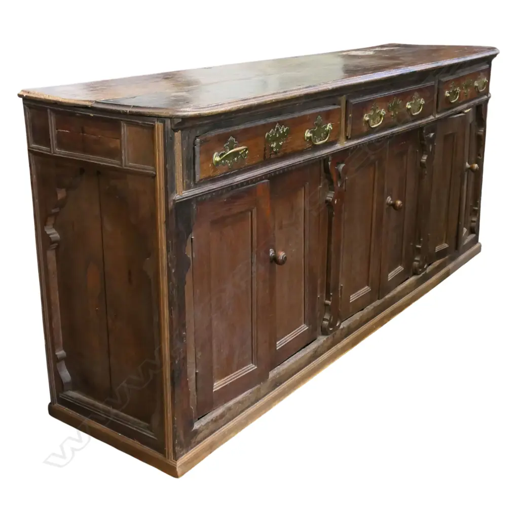 A George III oak long dresser base, Image 1++