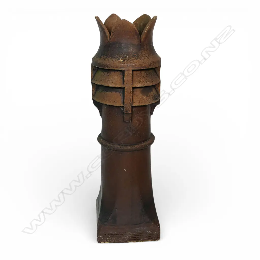 A 19thC tall salt glazed crown top chimney pot, Image 1++