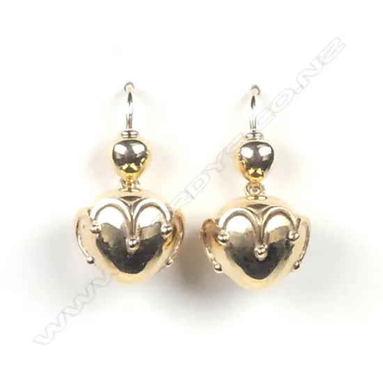 A pair of 9ct gold drop earrings