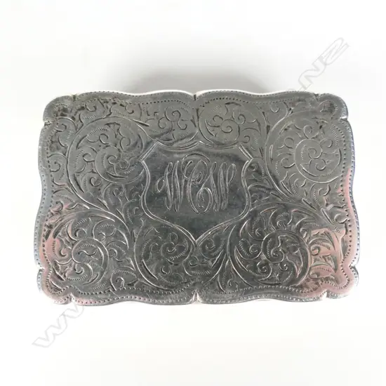 An Edwardian silver snuff