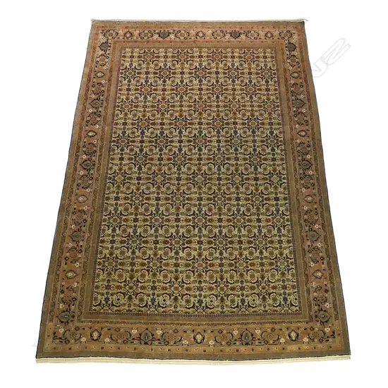 A very good quality semi-antique Iranian Feraghan carpet