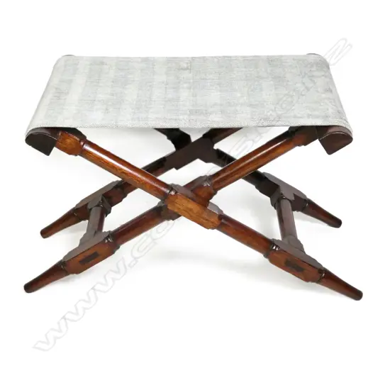 A Georgian style mahogany folding luggage rack