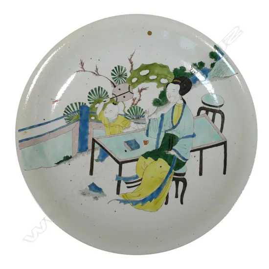 A Chinese export porcelain Vert Imari decorated large charger, decorated with a woman and child. Double blue circle mark to the back. Dia.410mm