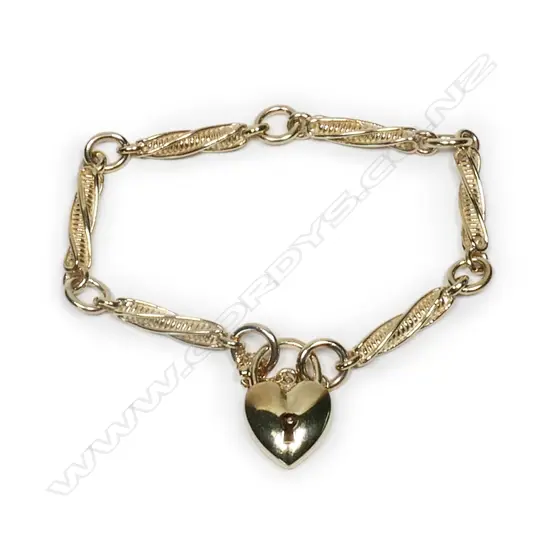 A 9ct gold fancy link bracelet,
